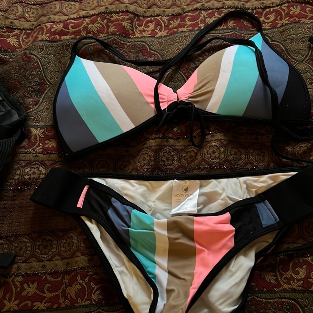 Bodyglove bikini set